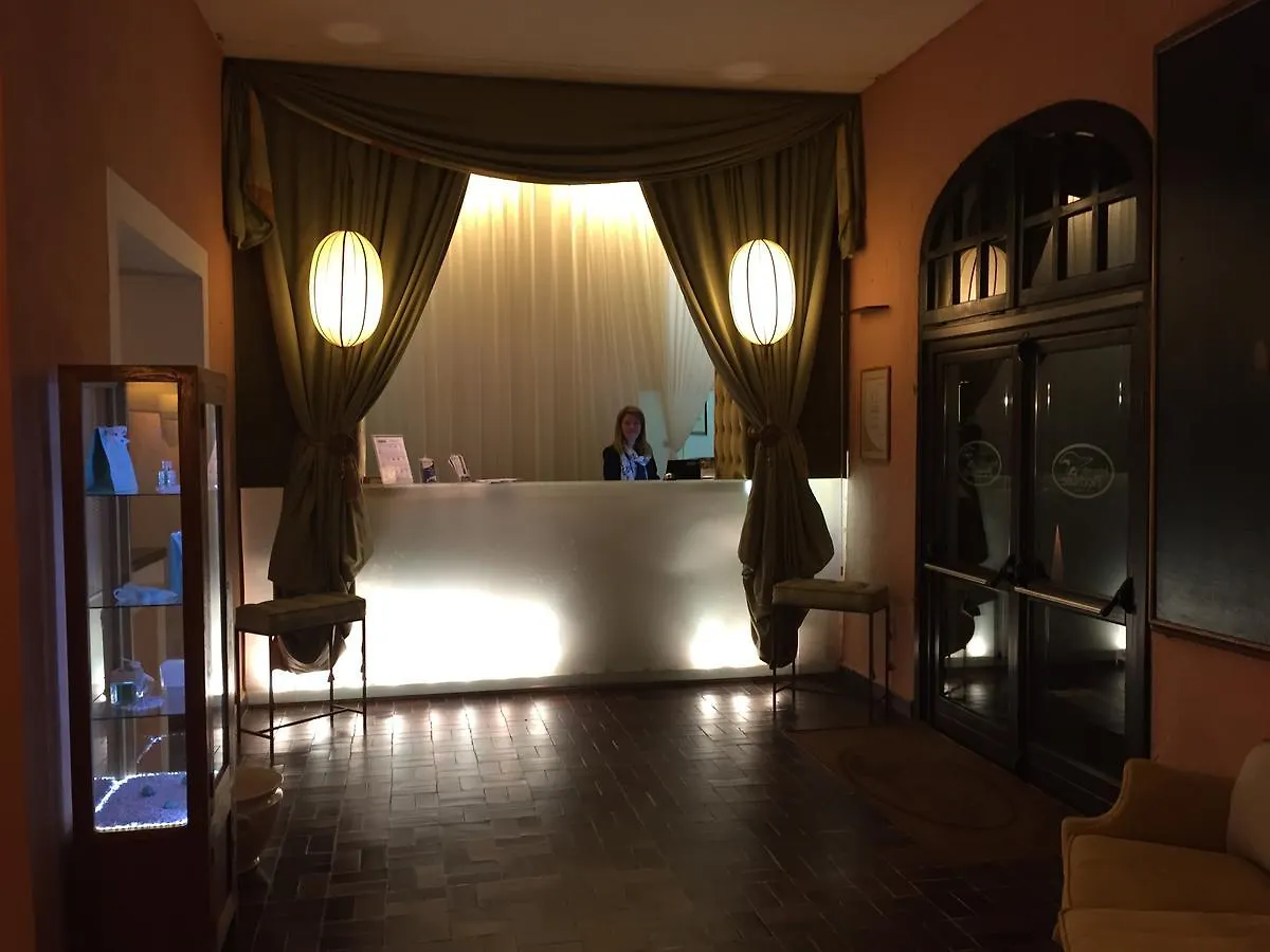 **** Hotel Resort Le Picchiaie Portoferraio Italië